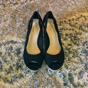 3/$15 Black Wedges